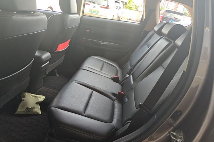 Used Mitsubishi Outlander 2016 2.4L 4x4 Luxury Edition 7-Seater Left Rear Seat