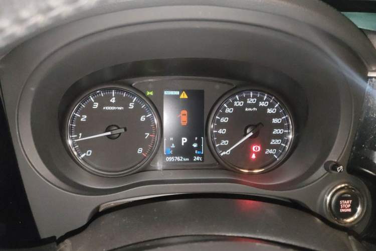 Used Mitsubishi Outlander 2016 2.4L 4x4 Elite Edition 5 Seats Instrument Cluster
