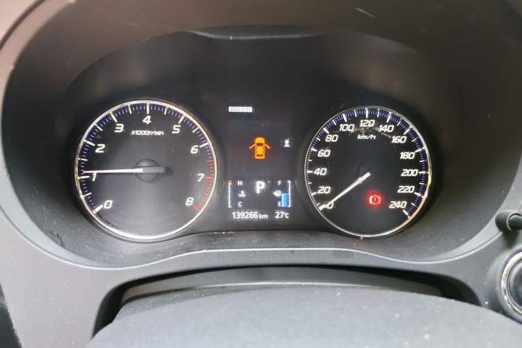 Used Mitsubishi Outlander 2016 2.4L 4x4 Elite Edition 5 Seats Instrument Cluster