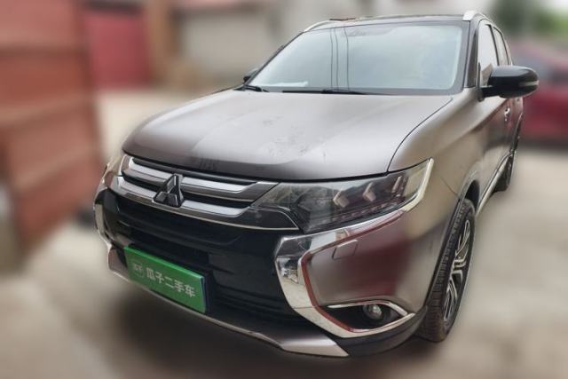 Used Mitsubishi Outlander 2016 2.4L 4x4 Luxury Edition 7-Seater