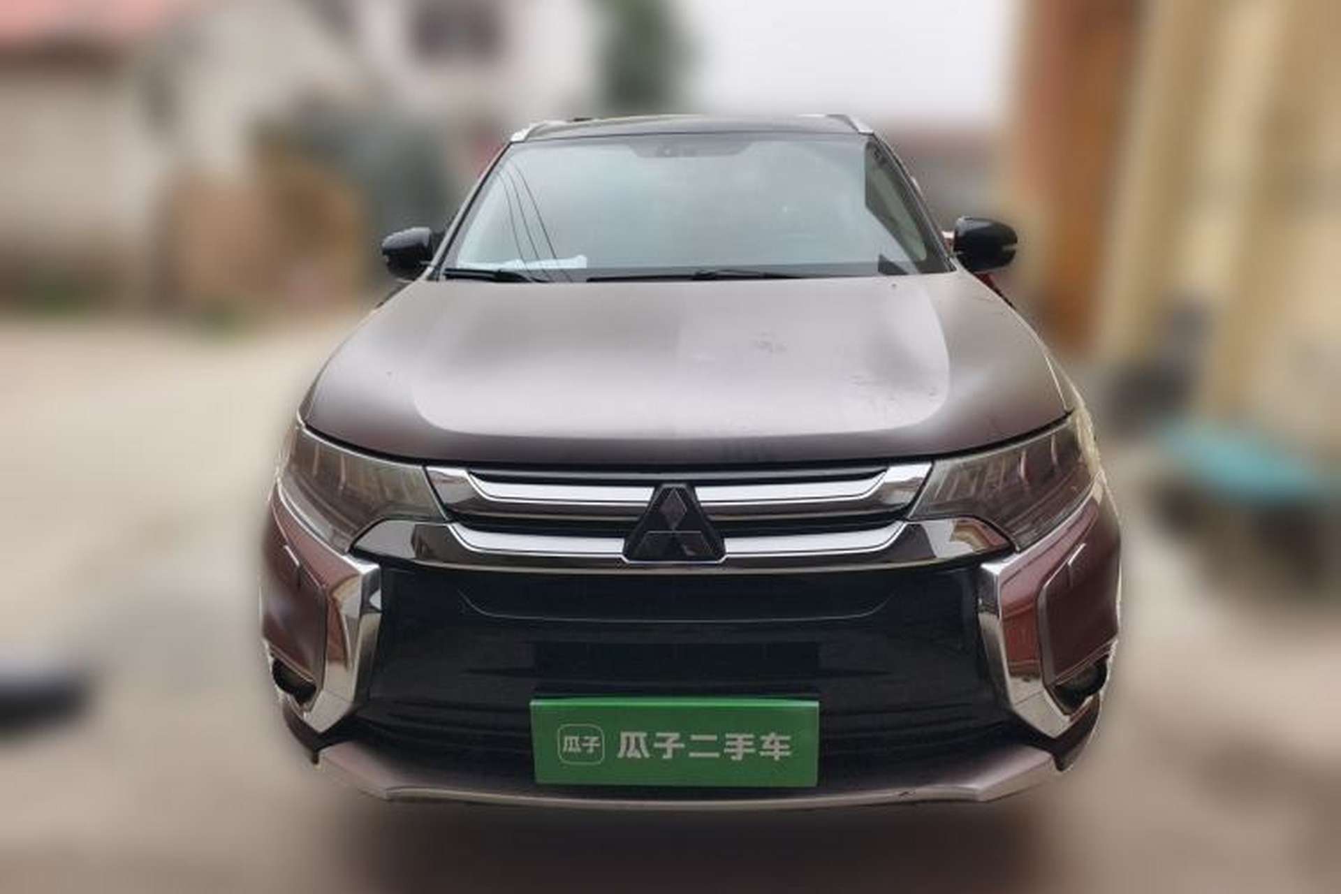 Used Mitsubishi Outlander 2016 2.4L 4x4 Luxury Edition 7-Seater Front