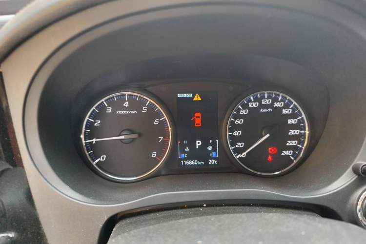 Used Mitsubishi Outlander 2016 2.4L 4x4 Luxury Edition 7-Seater Instrument Cluster