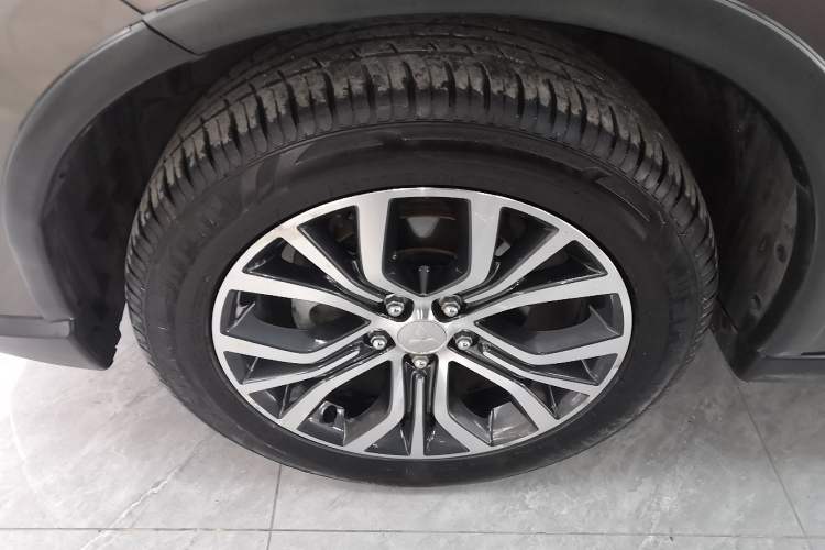 Used Mitsubishi Outlander 2016 2.4L 4x4 Elite Edition 5 Seats Exterior 7