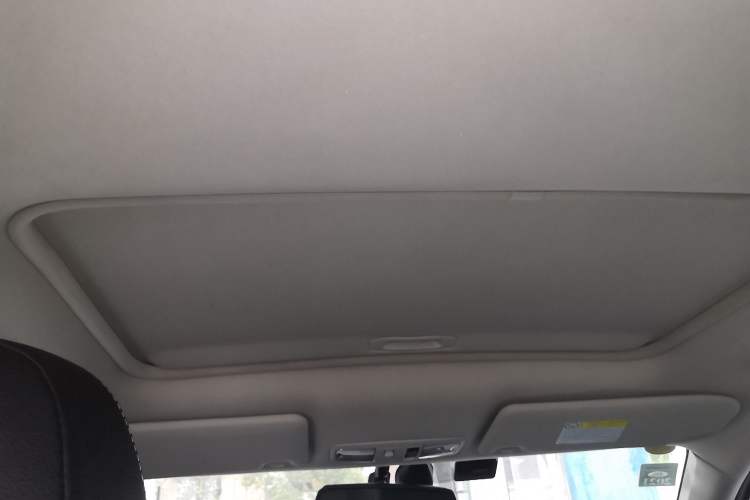 Used Mitsubishi Outlander 2016 2.4L 4x4 Elite Edition 5 Seats Headliner