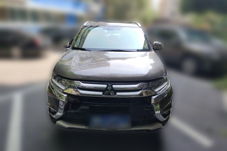 Used Mitsubishi Outlander 2016 2.4L 4x4 Elite Edition 5 Seats Front