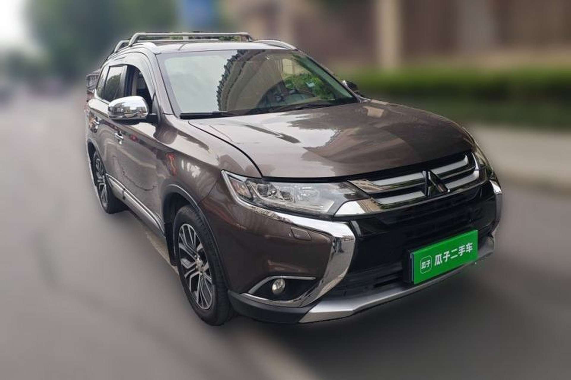 Used Mitsubishi Outlander 2016 2.4L 4x4 Flagship GT Edition 7 Seats Front Right 45 Deg