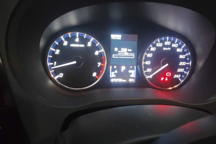 Used Mitsubishi Outlander 2016 2.4L 4x4 Elite Edition 5 Seats Instrument Cluster