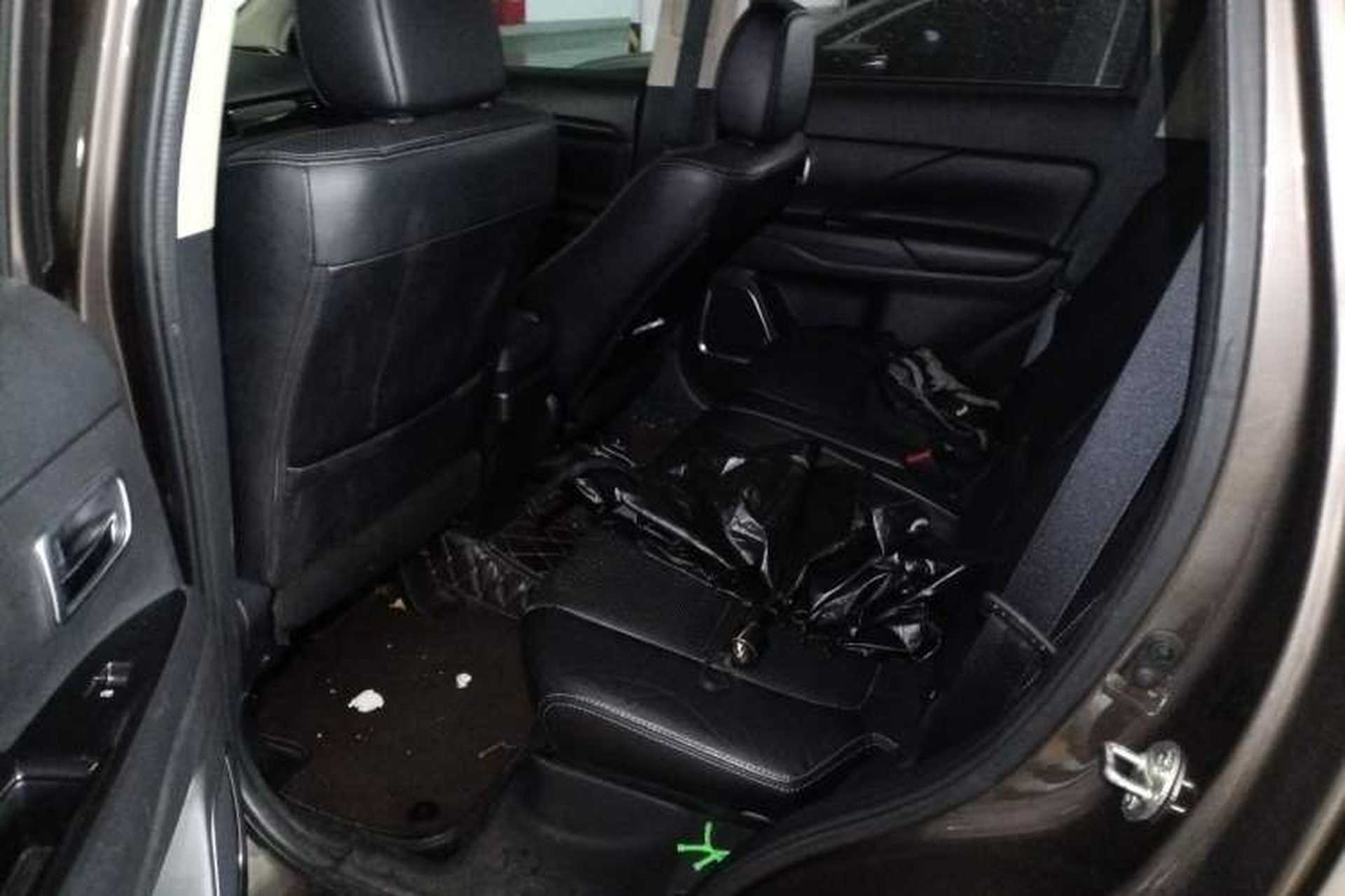 Used Mitsubishi Outlander 2016 2.4L 4x4 Elite Edition 5 Seats Left Rear Seat