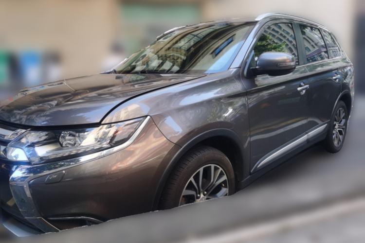 Used Mitsubishi Outlander 2016 2.4L 4x4 Elite Edition 5 Seats Guazi used car, China used car export, Used car for sale, Used  cars, Cheapest cars for sale