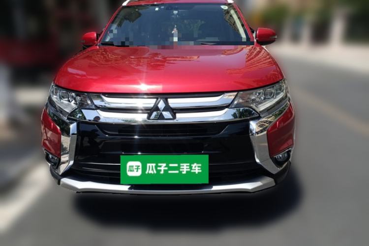 Used Mitsubishi Outlander 2016 2.4L 4x4 Elite Edition 5 Seats Front