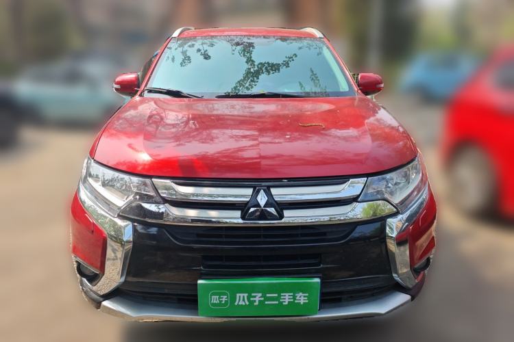 Used Mitsubishi Outlander 2016 2.4L 4x4 Elite Edition 5 Seats Front