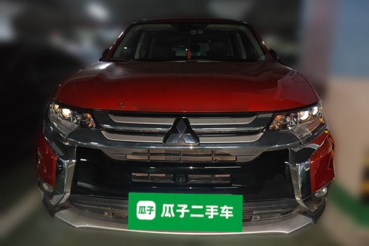 Used Mitsubishi Outlander 2016 2.4L 4x4 Elite Edition 5 Seats Front