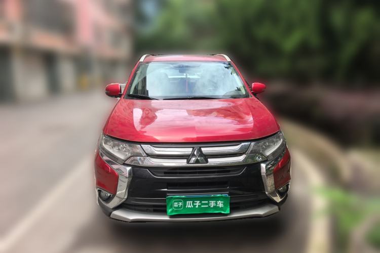 Used Mitsubishi Outlander 2016 2.4L 4x4 Elite Edition 5 Seats Front