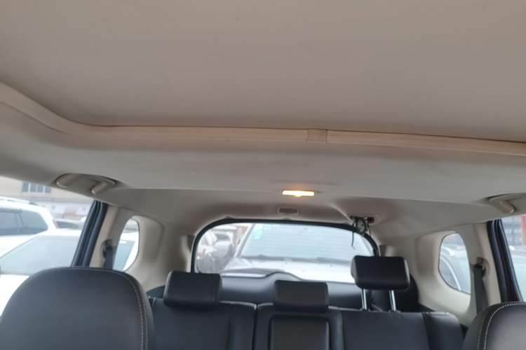 Used Mitsubishi Outlander 2016 2.4L 4x4 Elite Edition 5 Seats Headliner