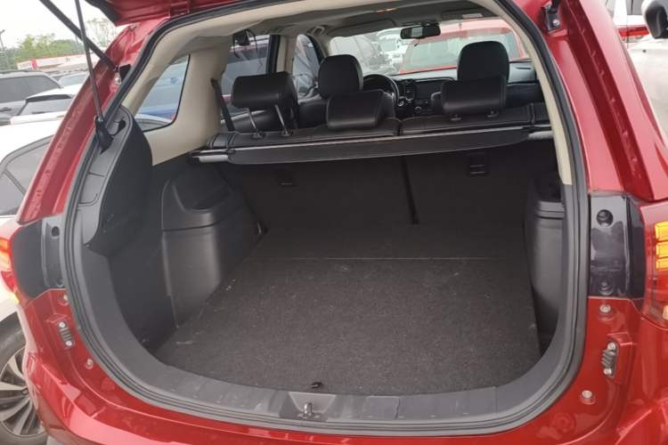 Used Mitsubishi Outlander 2016 2.4L 4x4 Elite Edition 5 Seats Trunk