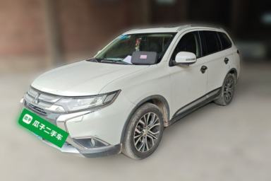 Used Mitsubishi Outlander 2016 2.4L 4x4 Luxury Edition 7-Seater