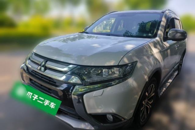 Used Mitsubishi Outlander 2016 2.4L 4x4 Elite Edition 7-Seater