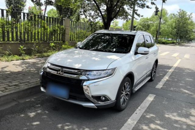 Used Mitsubishi Outlander 2016 2.4L 4x4 Elite Edition 5 Seats