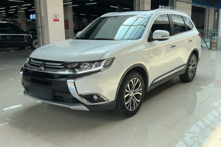 Used Mitsubishi Outlander 2016 2.4L 4x4 Elite Edition 5 Seats