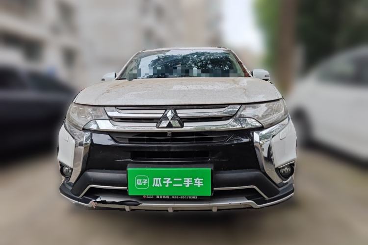 Used Mitsubishi Outlander 2016 2.4L 4x4 Elite Edition 5 Seats Front