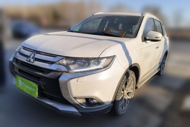 Used Mitsubishi Outlander 2016 2.4L 4x4 Luxury Edition 7-Seater