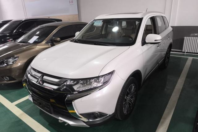 Used Mitsubishi Outlander 2016 2.4L 4x4 Elite Edition 5 Seats