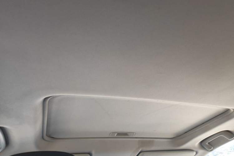 Used Mitsubishi Outlander 2016 2.4L 4x4 Elite Edition 5 Seats Headliner