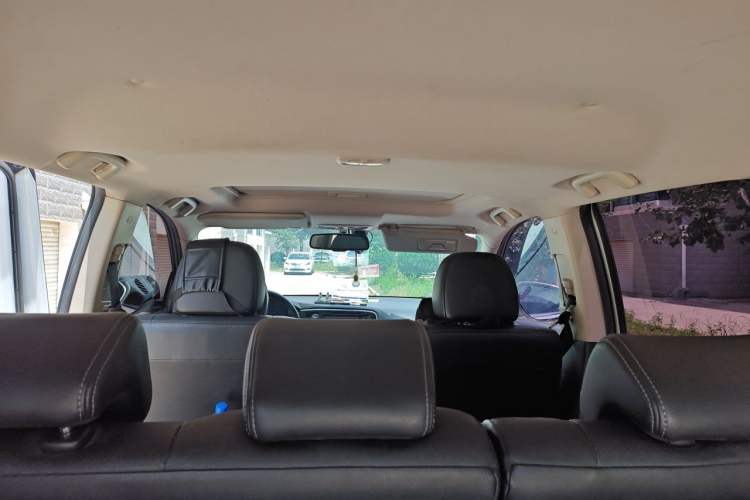 Used Mitsubishi Outlander 2016 2.4L 4x4 Elite Edition 5 Seats Headliner