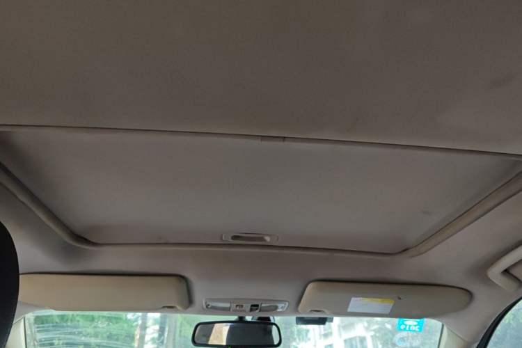 Used Mitsubishi Outlander 2016 2.4L 4x4 Elite Edition 5 Seats Headliner