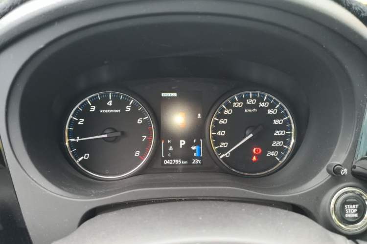 Used Mitsubishi Outlander 2016 2.4L 4x4 Elite Edition 5 Seats Instrument Cluster