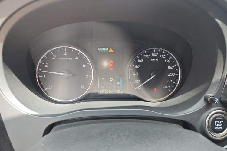 Used Mitsubishi Outlander 2016 2.4L 4x4 Elite Edition 5 Seats Instrument Cluster