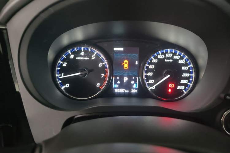Used Mitsubishi Outlander 2016 2.4L 4x4 Luxury Edition 7-Seater Instrument Cluster