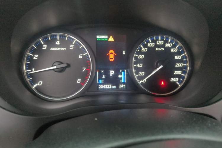 Used Mitsubishi Outlander 2016 2.4L 4x4 Elite Edition 5 Seats Instrument Cluster