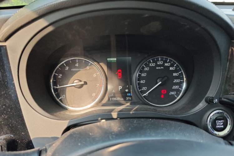 Used Mitsubishi Outlander 2016 2.4L 4x4 Elite Edition 5 Seats Instrument Cluster