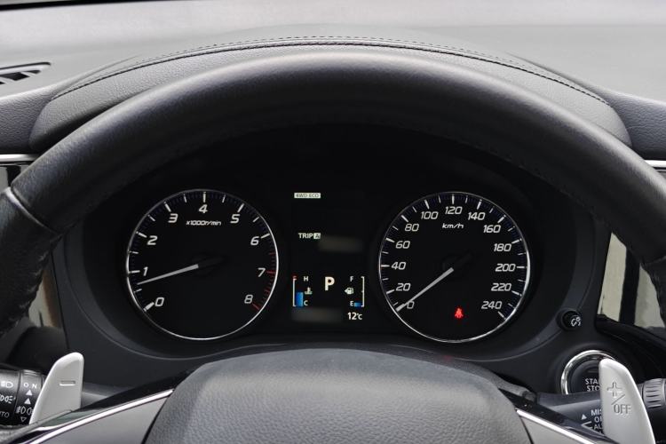 Used Mitsubishi Outlander 2016 2.4L 4x4 Elite Edition 5 Seats Interior 4