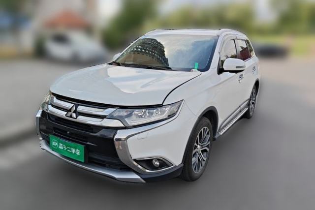 Used Mitsubishi Outlander 2016 2.4L 4x4 Luxury Edition 7-Seater