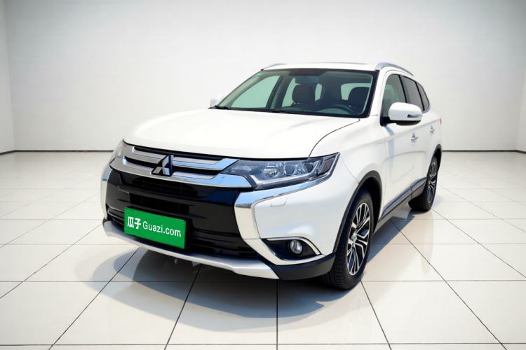 Ojetý Mitsubishi Outlander 2016 2.4L 4x4 Luxury Edition 7-Seater Guazi used car, China used car export, Used car for sale, Used  cars, Cheapest cars for sale