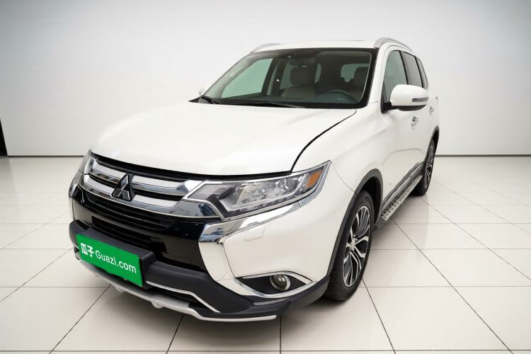 Ojetý Mitsubishi Outlander 2016 2.4L 4x4 Luxury Edition 7-Seater Guazi used car, China used car export, Used car for sale, Used  cars, Cheapest cars for sale