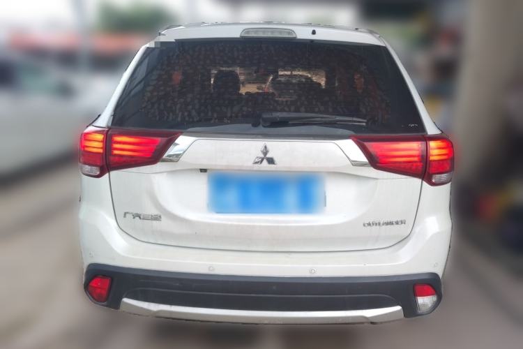 Used Mitsubishi Outlander 2016 2.4L 4x4 Elite Edition 5 Seats Rear