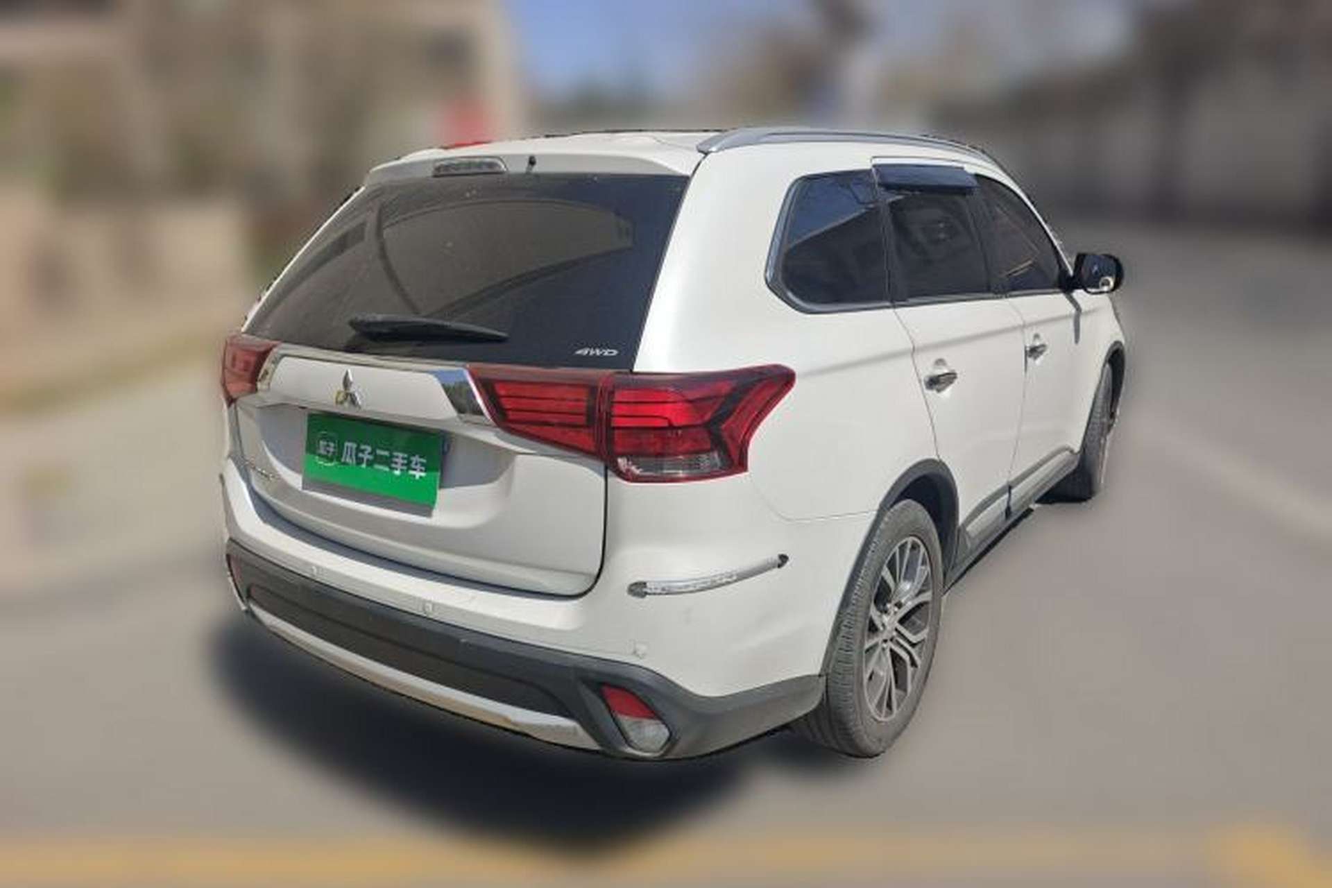Used Mitsubishi Outlander 2016 2.4L 4x4 Elite Edition 5 Seats Rear Right 45 Deg