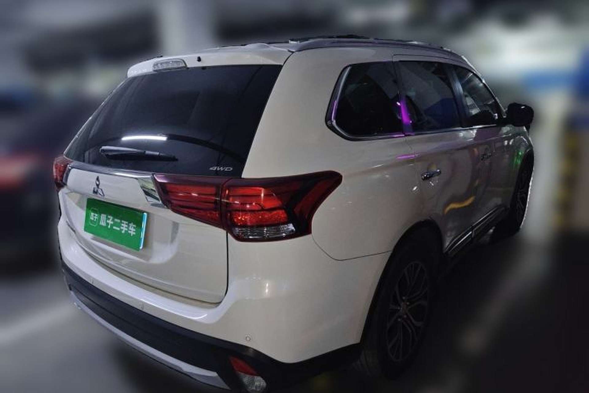 Used Mitsubishi Outlander 2016 2.4L 4x4 Elite Edition 5 Seats Rear Right 45 Deg