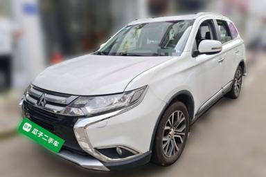 Used Mitsubishi Outlander 2016 2.4L 4x4 Luxury Edition 7-Seater