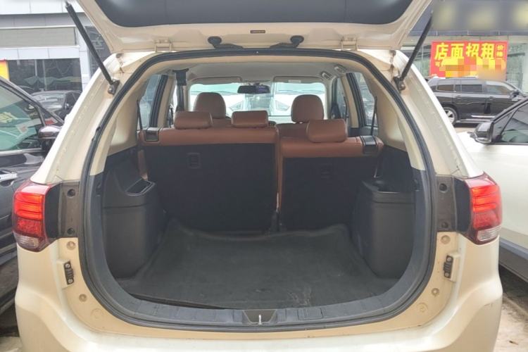 Used Mitsubishi Outlander 2016 2.0L Two-Wheel Drive Fashion Edition 5 Seats Trunk
