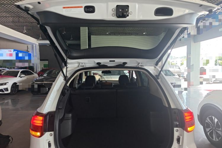 Used Mitsubishi Outlander 2016 2.4L 4x4 Elite Edition 5 Seats Trunk
