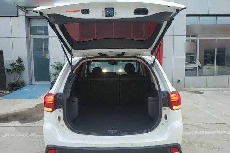 Used Mitsubishi Outlander 2016 2.4L 4x4 Elite Edition 5 Seats Trunk