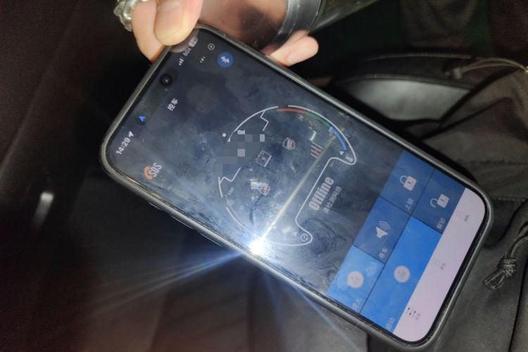 Used Mitsubishi Outlander 2016 2.4L 4x4 Luxury Edition 7-Seater Vehicle Key