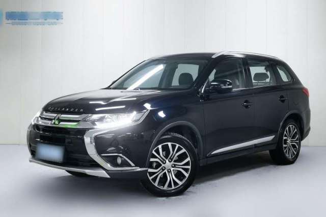 Used Mitsubishi Outlander 2017 2.0L Two-Wheel Drive Glory Edition 5 Seats