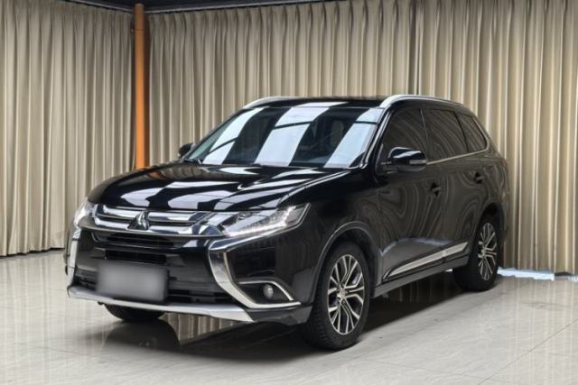 Used Mitsubishi Outlander 2017 2.0L Two-Wheel Drive Glory Edition 5 Seats