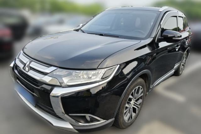 Used Mitsubishi Outlander 2017 2.0L Two-Wheel Drive Glory Edition 5 Seats
