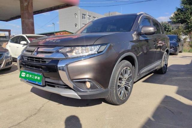 Used Mitsubishi Outlander 2017 2.0L Two-Wheel Drive Glory Edition 5 Seats